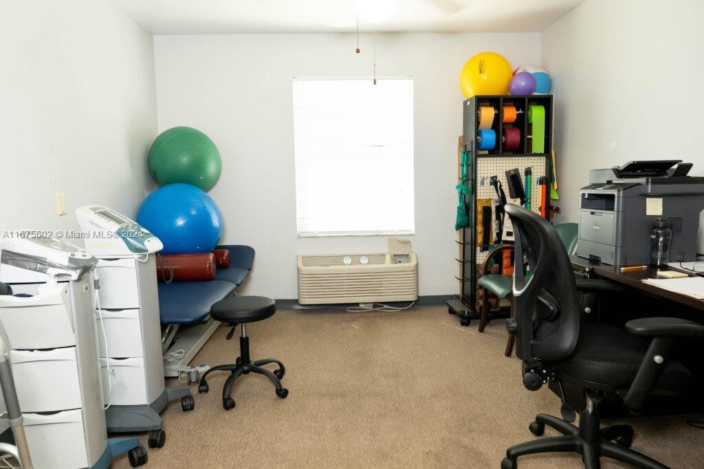12 E Grove Ave Property Photo 23