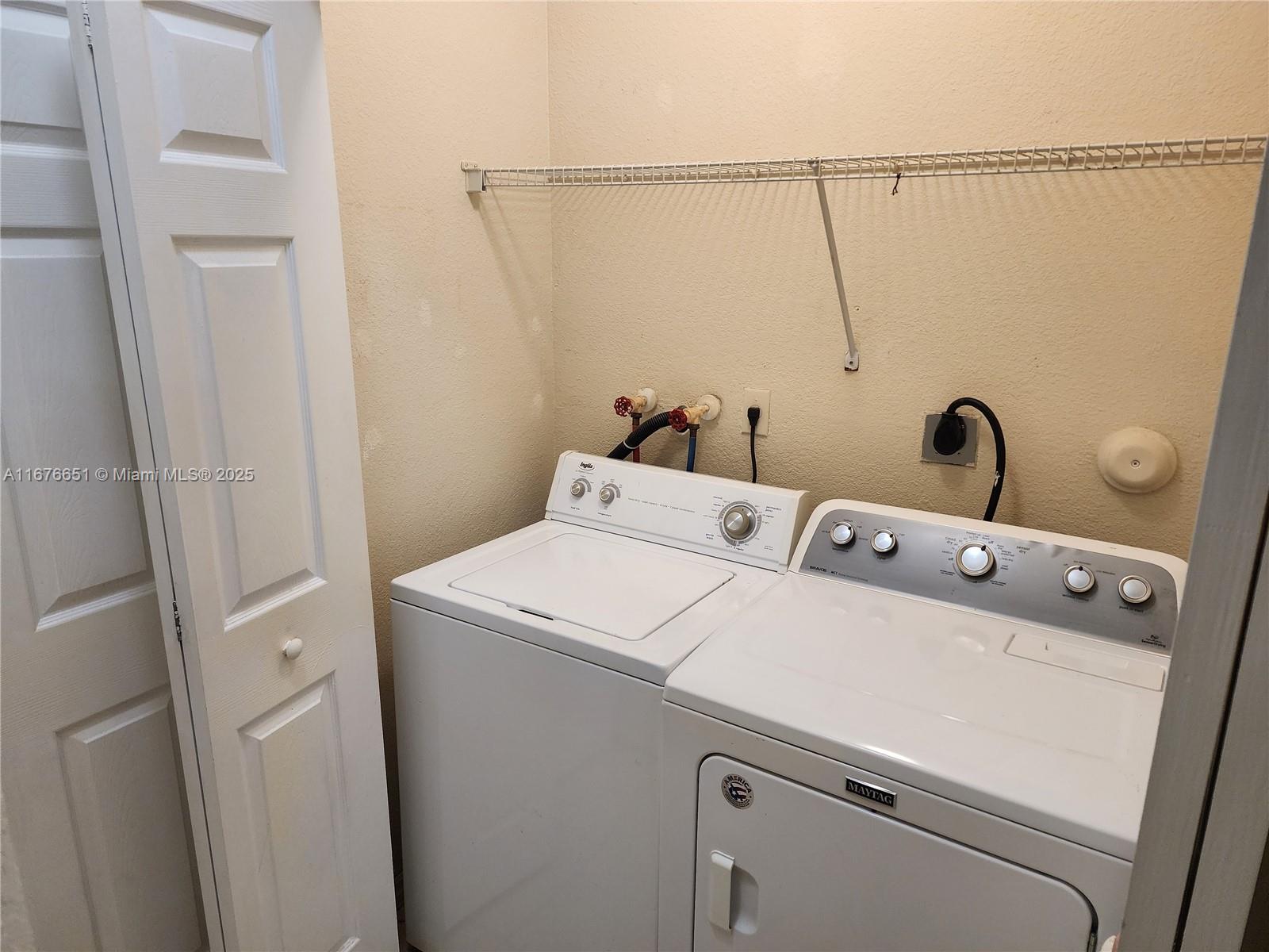 10830 Sw 240th St Property Photo 26