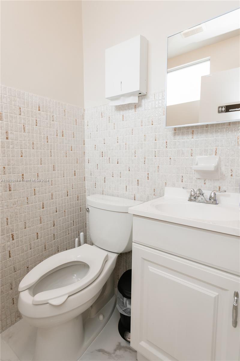 1911 Harrison St 6 & 7 Property Photo 15