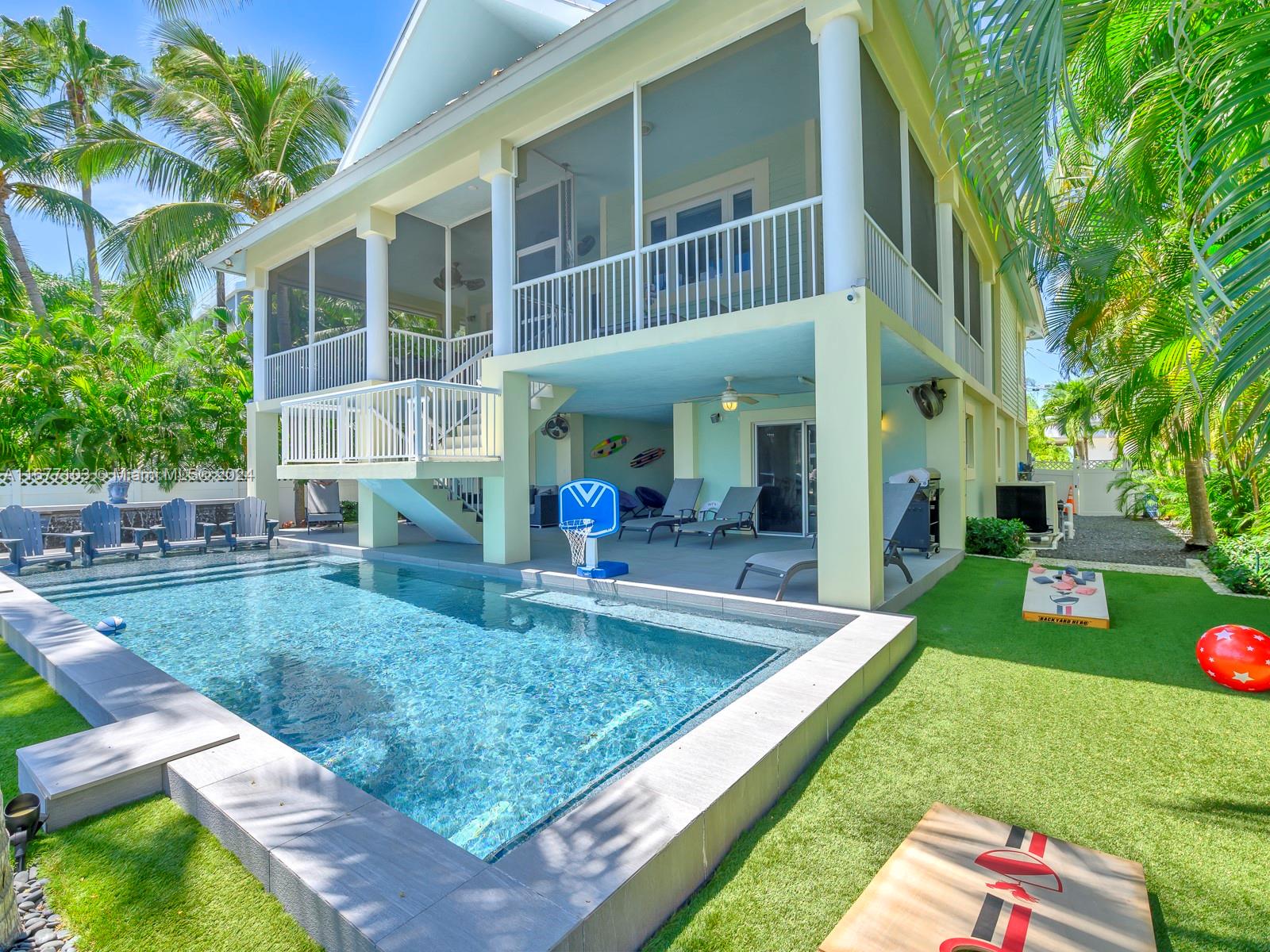 3 North Dr Property Photo 6