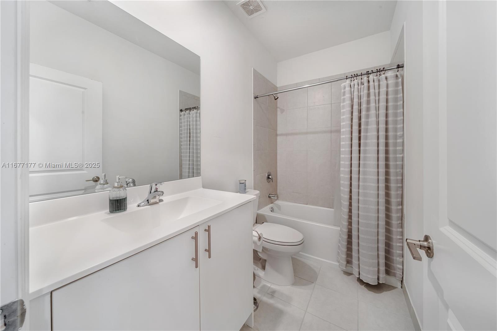 13118 Sw 232nd Ter Property Photo 13