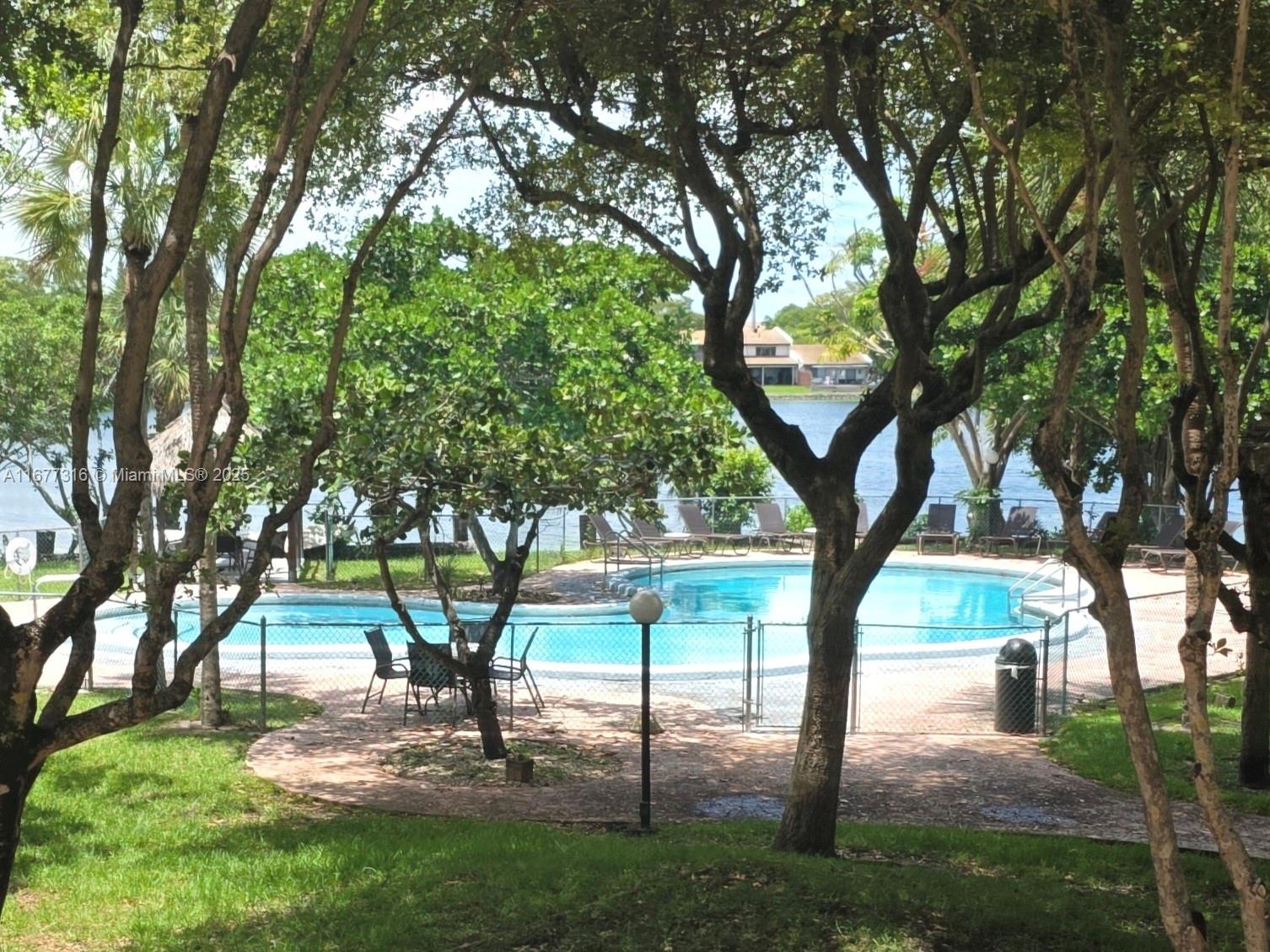 661 NE 195th St 215 Property Photo 1