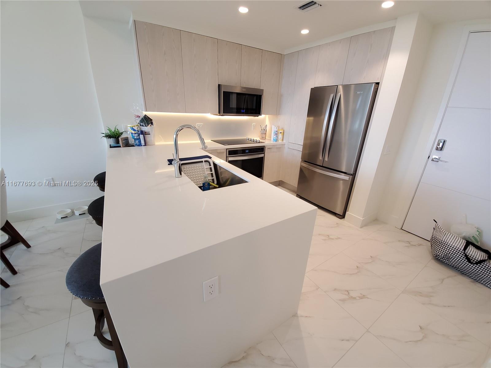 2000 Metropica Way 305 Property Photo 13