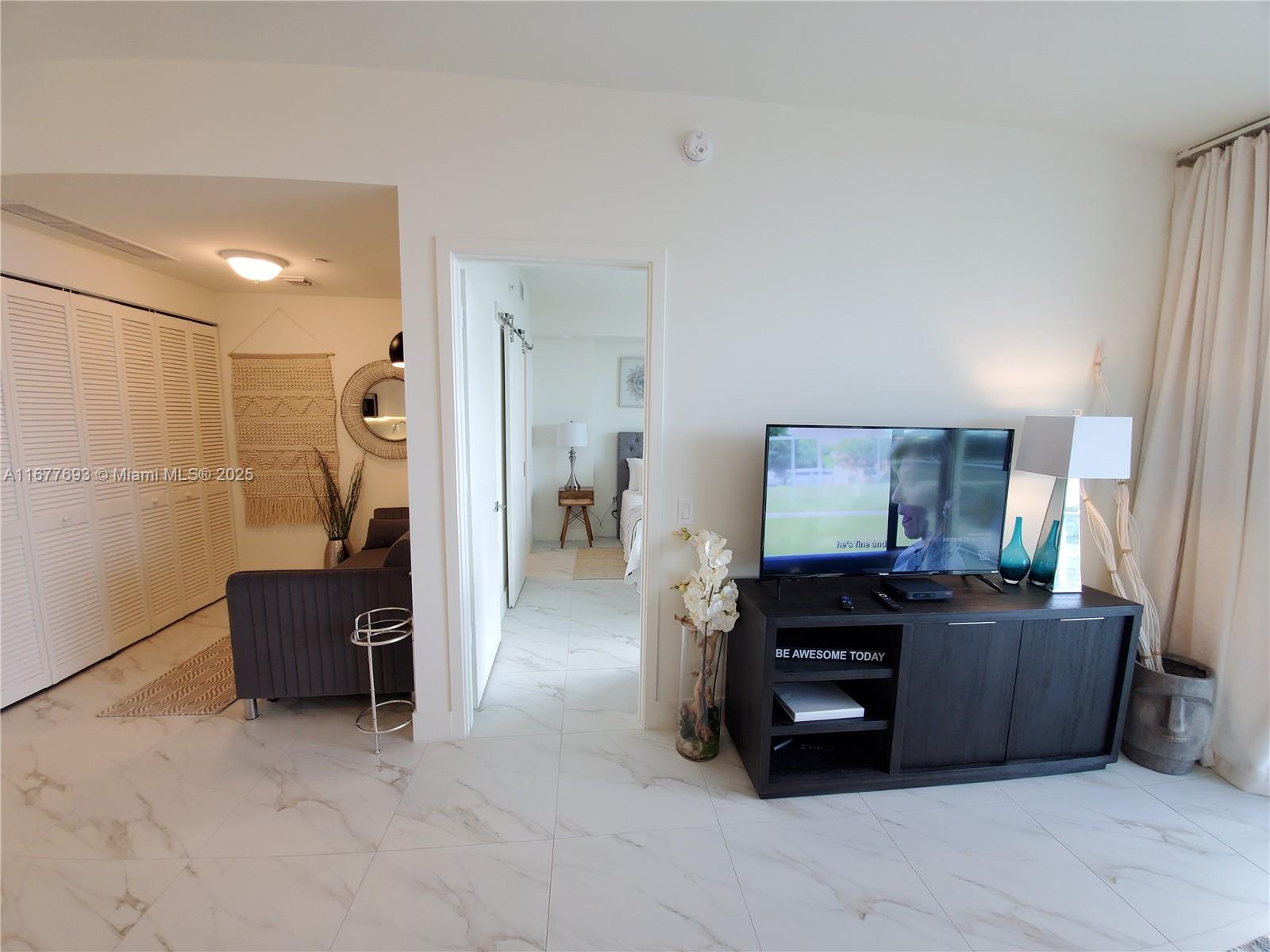 2000 Metropica Way 305 Property Photo 19