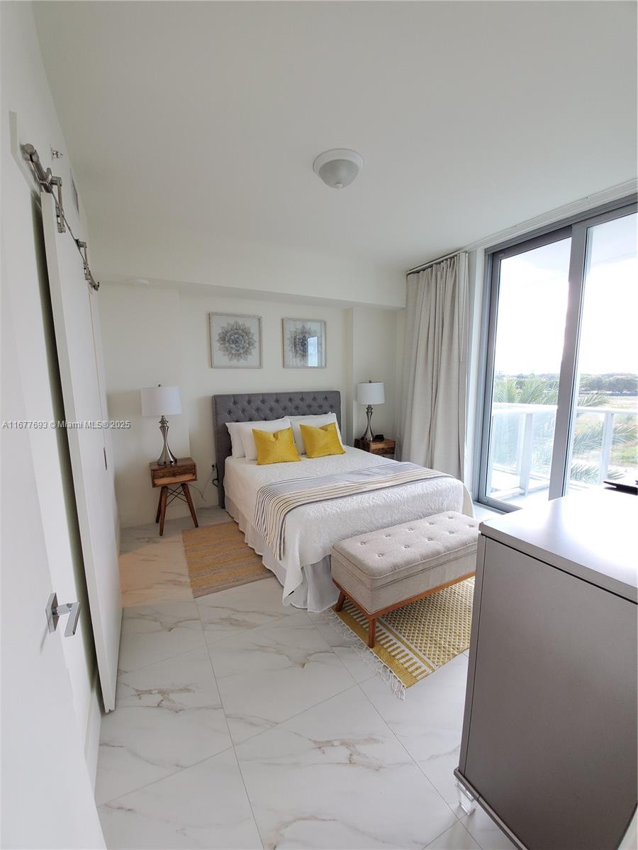 2000 Metropica Way 305 Property Photo 20