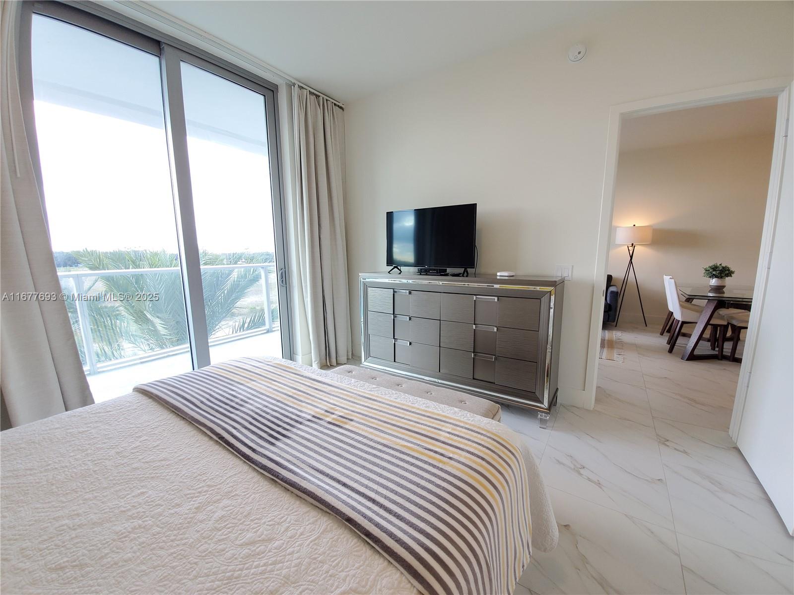 2000 Metropica Way 305 Property Photo 25