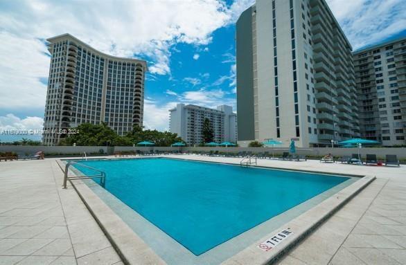 5601 Collins Ave 1605 Property Photo 19
