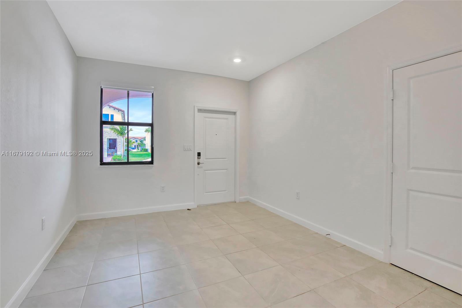 11920 Sw 247th Ter Property Photo 14