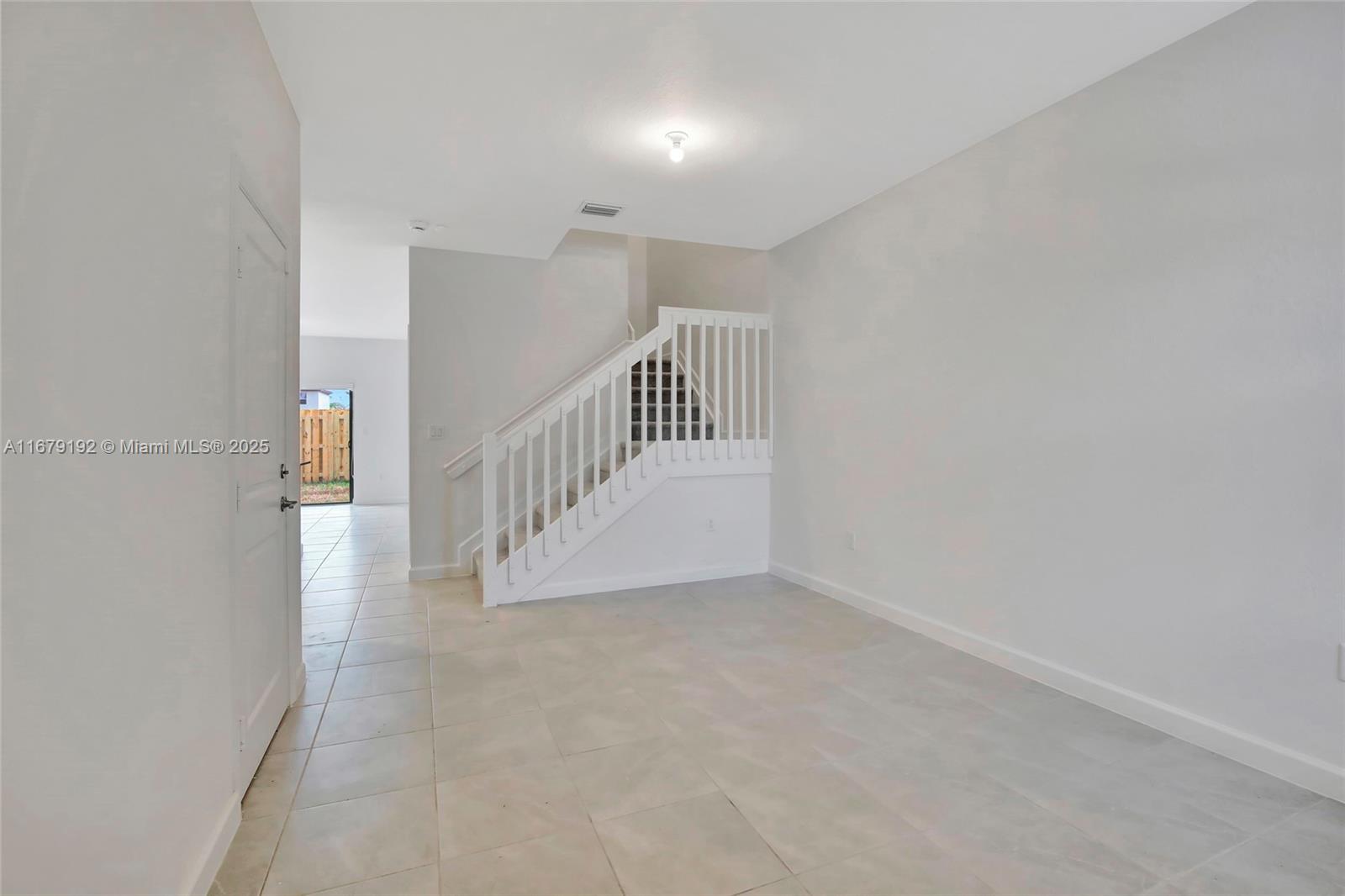 11920 Sw 247th Ter Property Photo 15