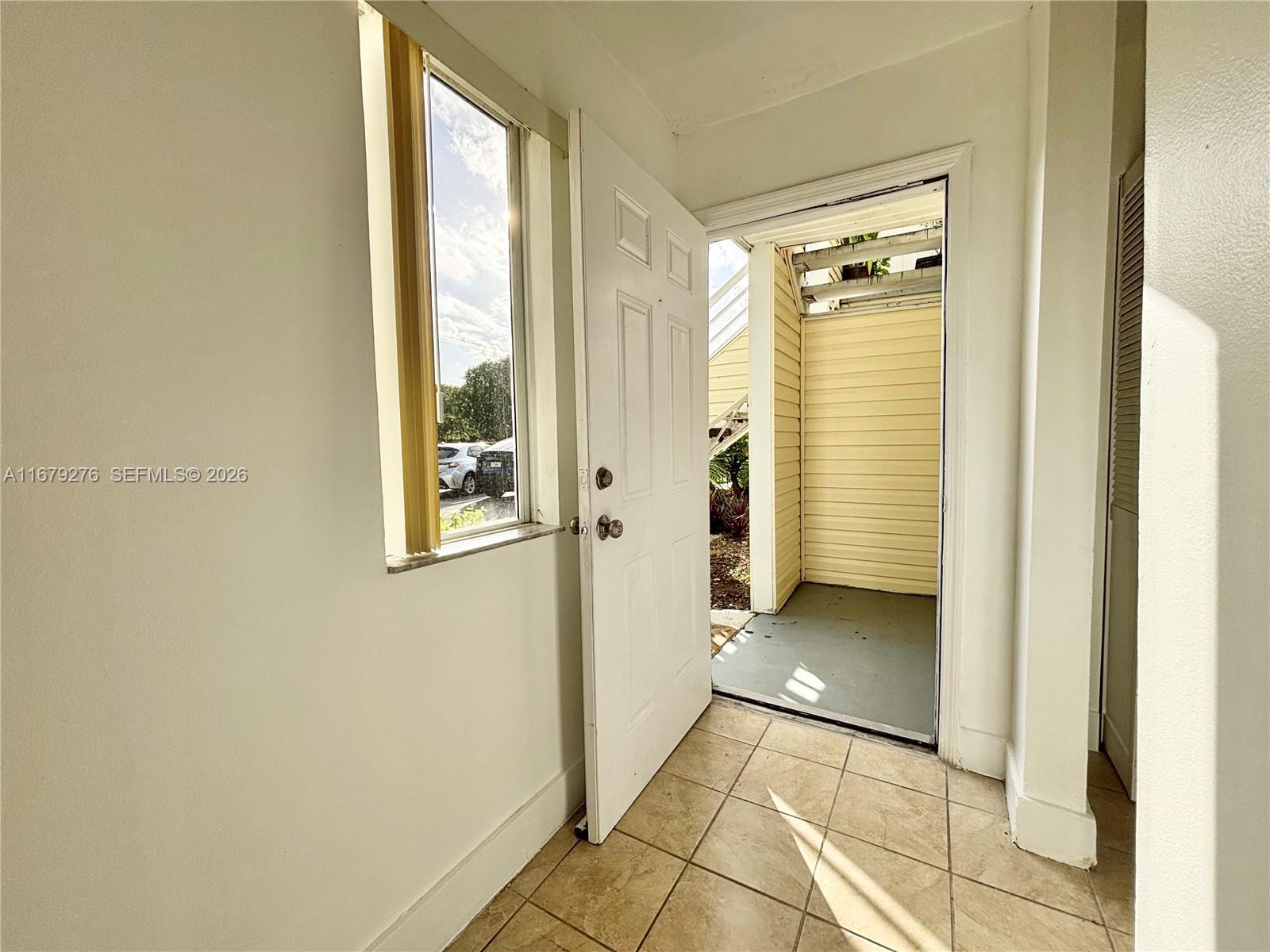 3405 Nw 44th St 104 Property Photo 12