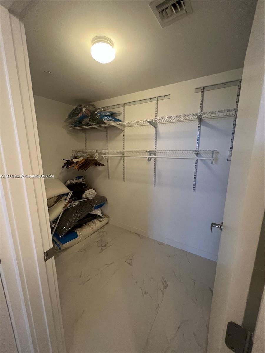 16385 Biscayne Blvd 2020 Property Photo 9