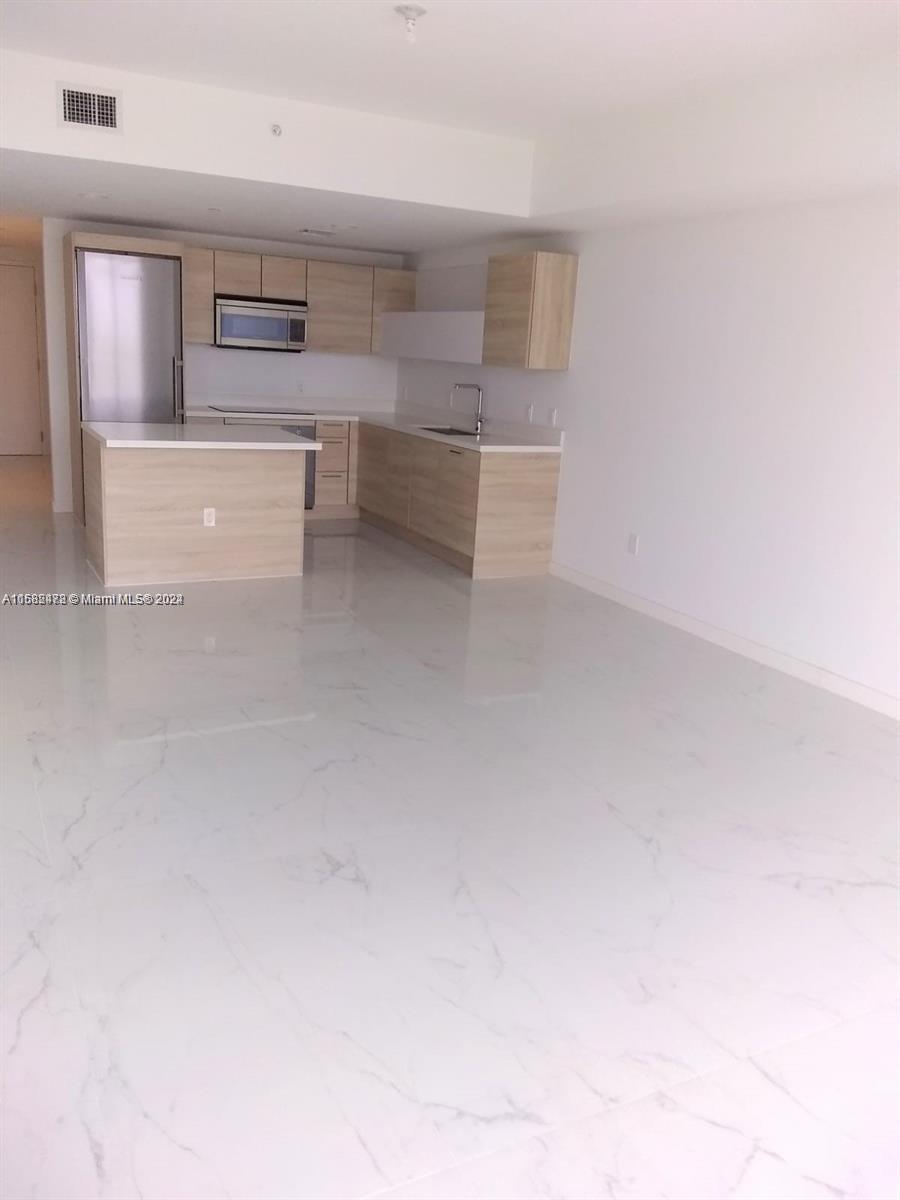 16385 Biscayne Blvd 2020 Property Photo 18