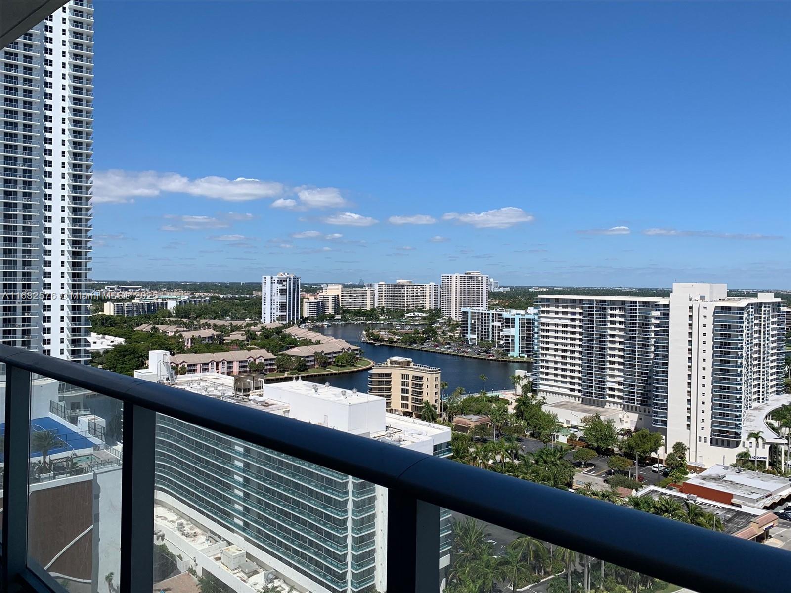4111 S Ocean Dr 1512 Property Photo 2