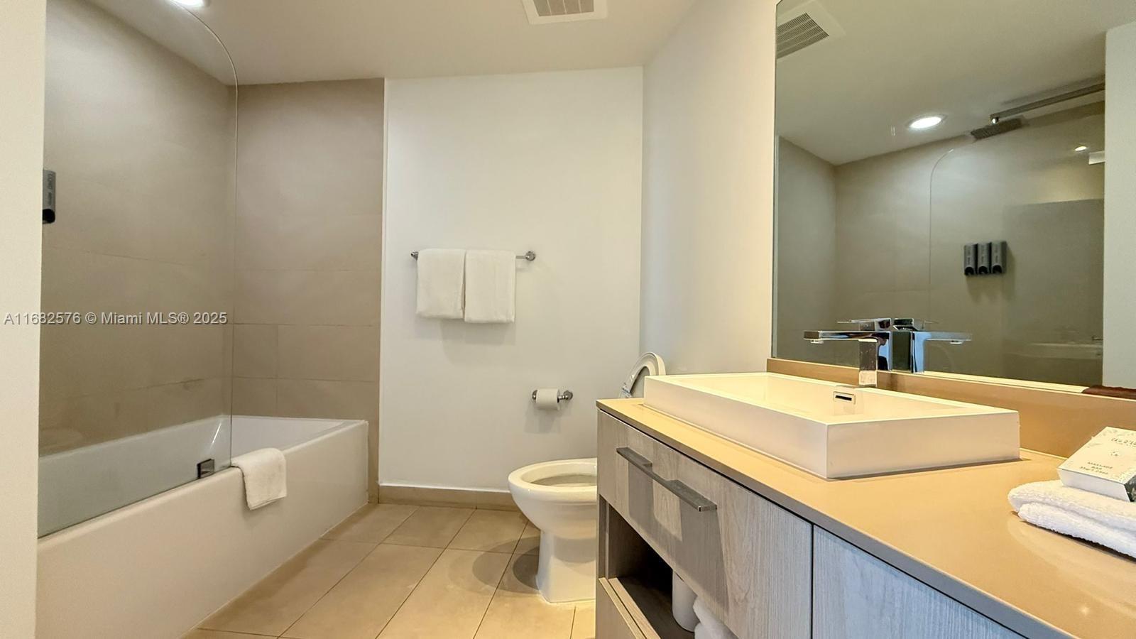 4111 S Ocean Dr 1512 Property Photo 11