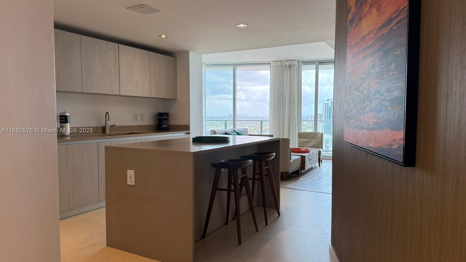 4111 S Ocean Dr 1512 Property Photo 25