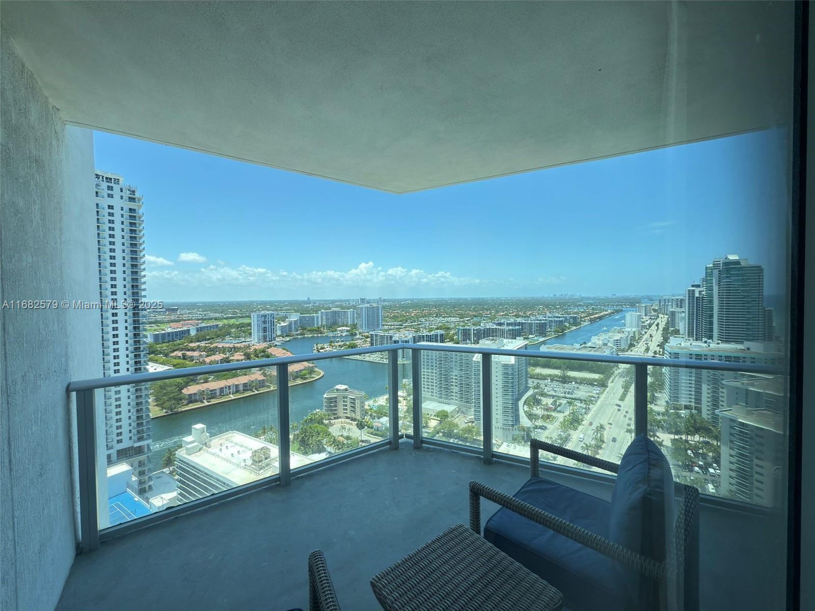 4111 S Ocean Dr 2712 Property Photo 30