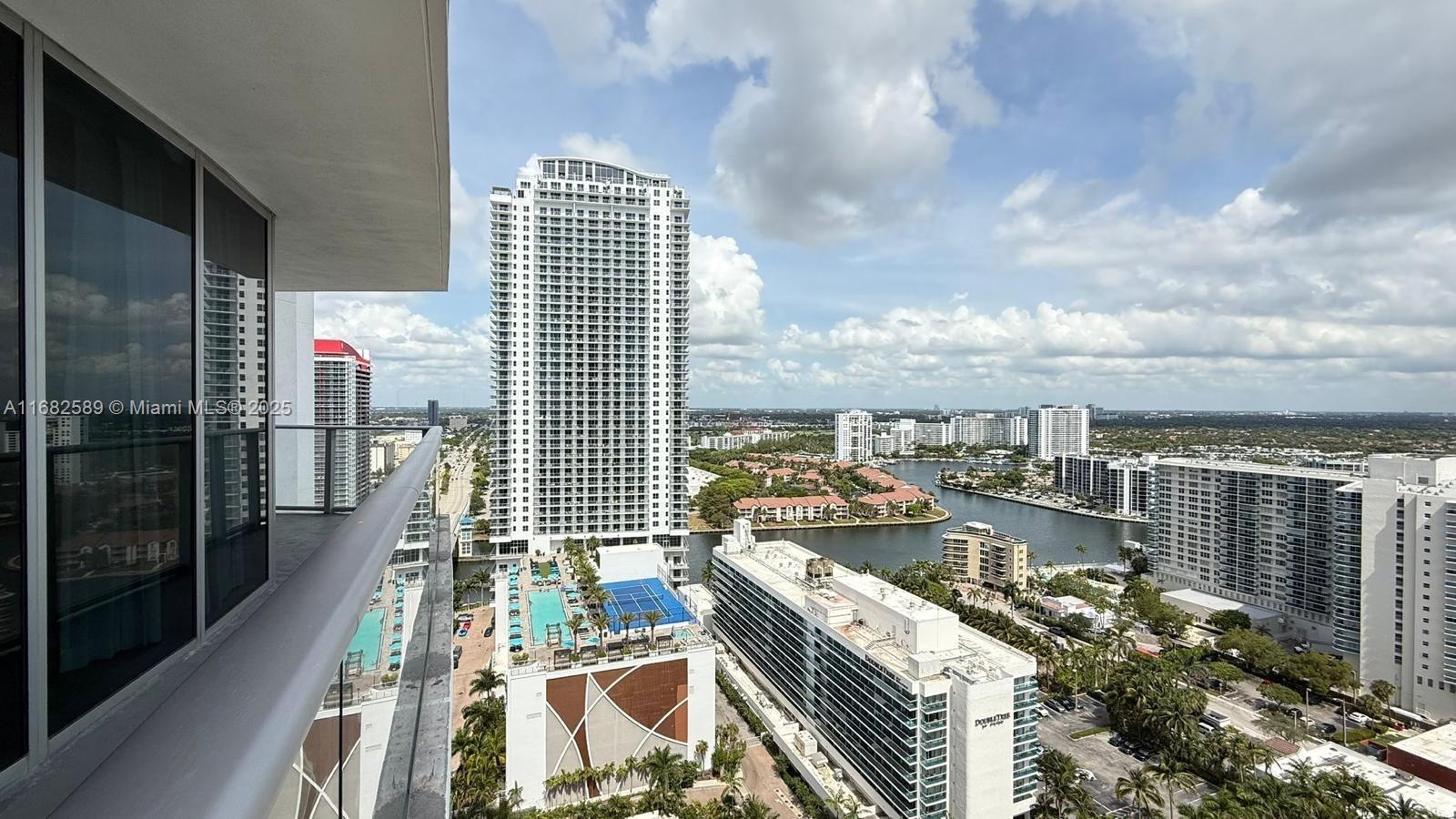 4111 S Ocean Dr 3312 Property Photo 11
