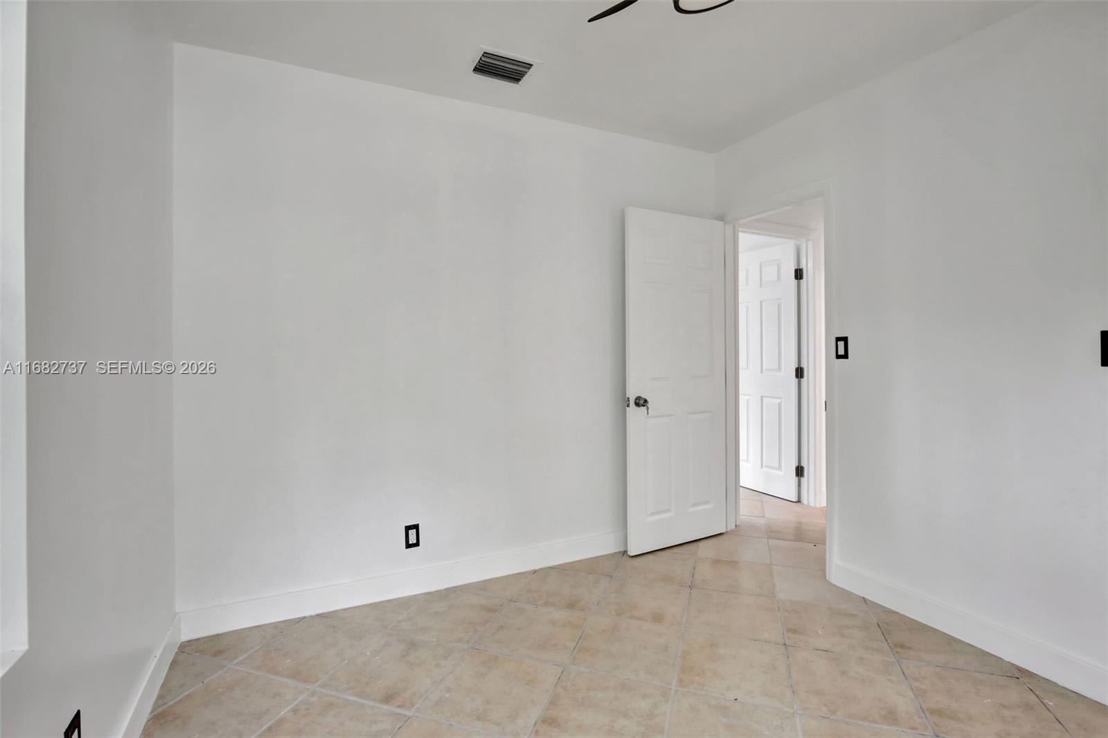 4381 Sw 51st St Property Photo 27