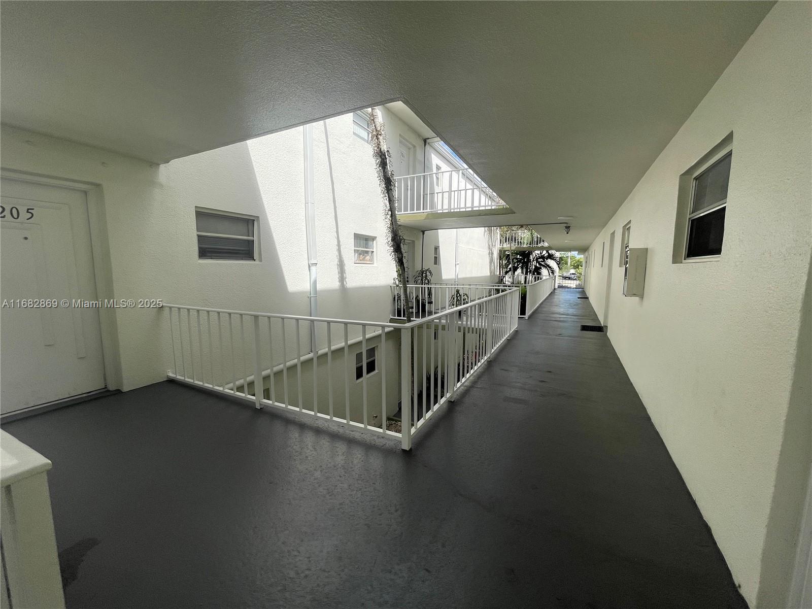 4255 N University Dr 201 Property Photo 19