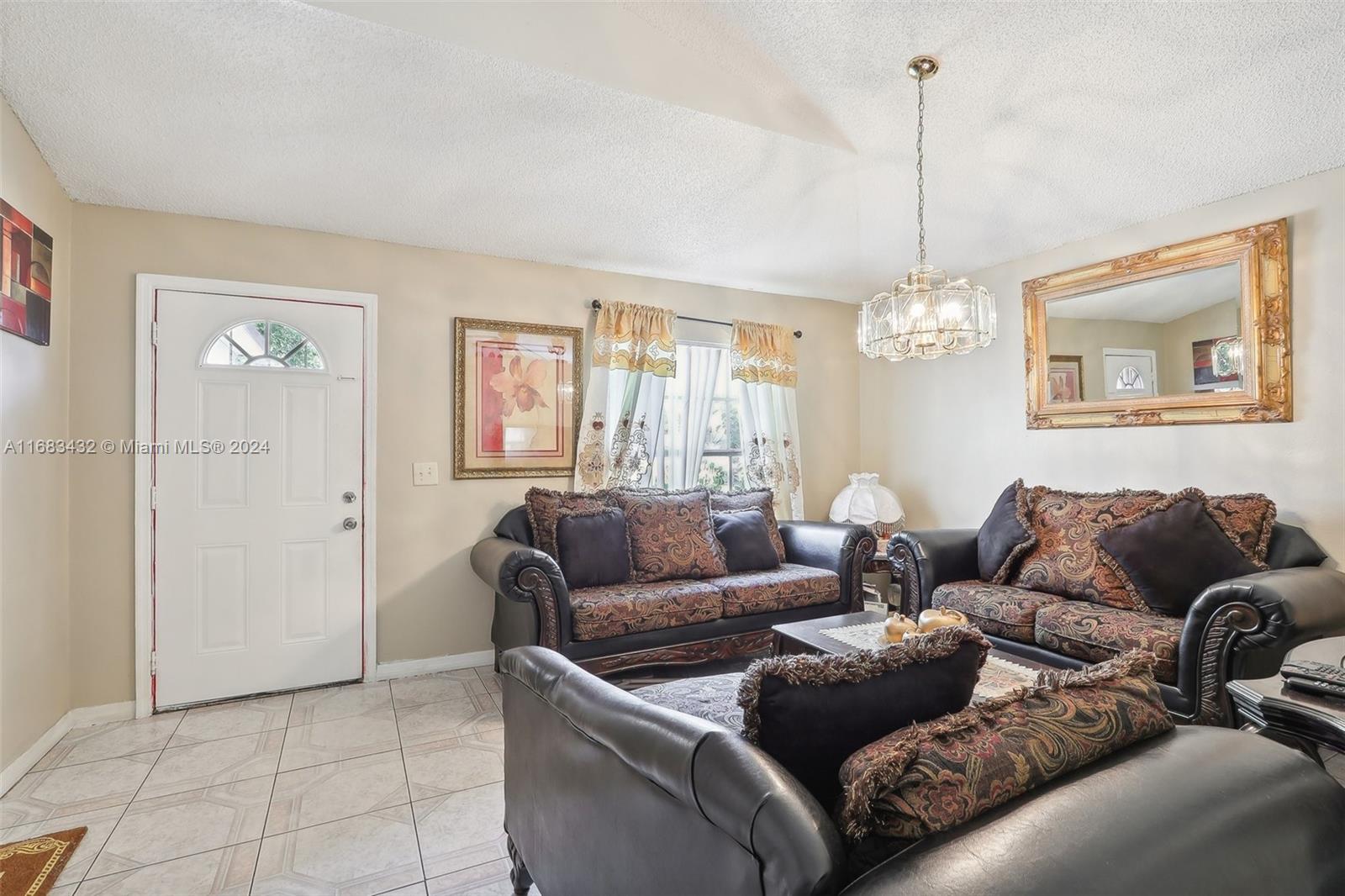5744 Gulf Club Pkwy Property Photo 10
