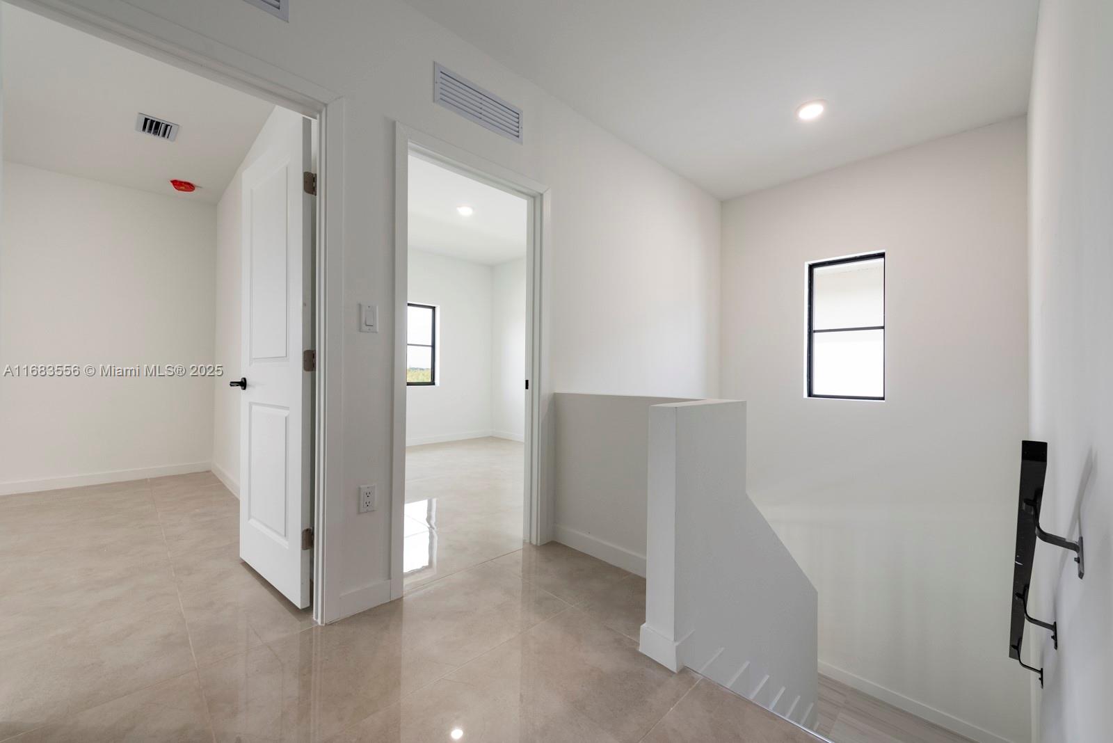 1359 Nw 2 St Property Photo 13