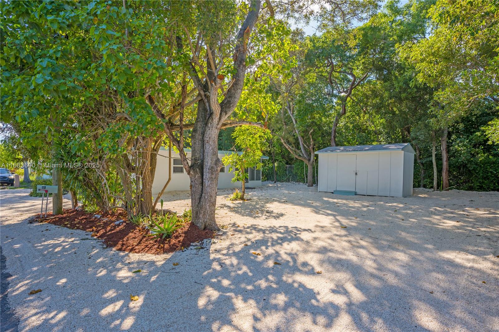 119 Poinciana Dr Property Photo 7