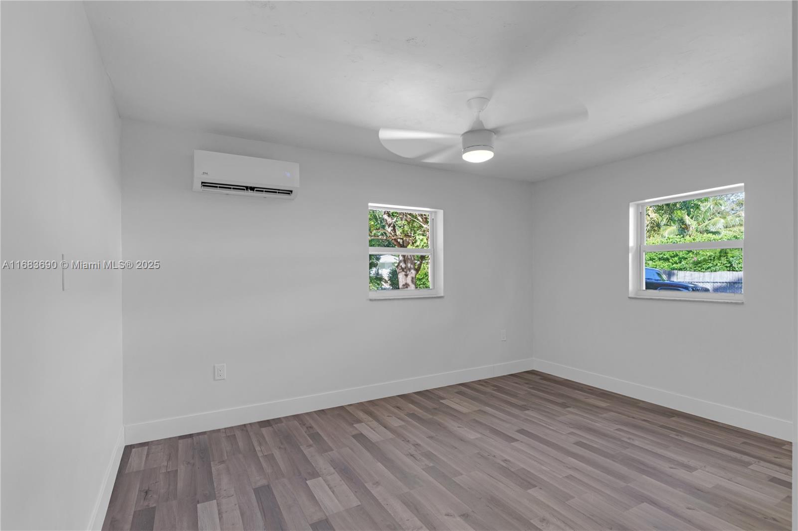 119 Poinciana Dr Property Photo 10