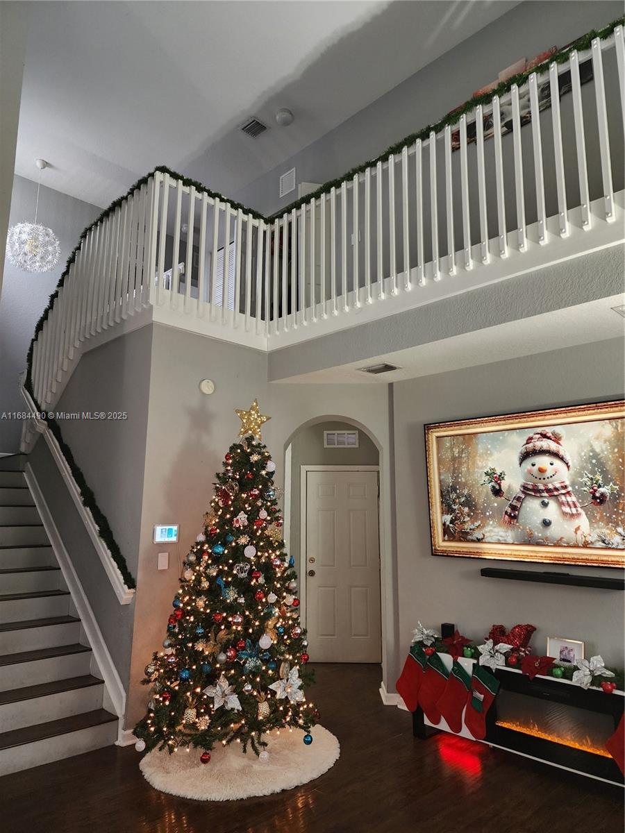 229 Ne 36th Ter # Property Photo 7