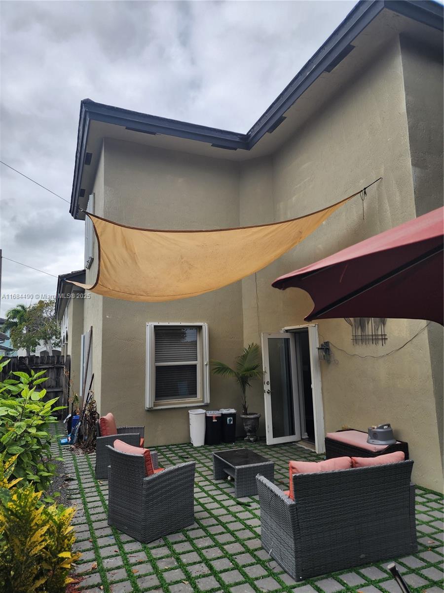 229 Ne 36th Ter # Property Photo 30