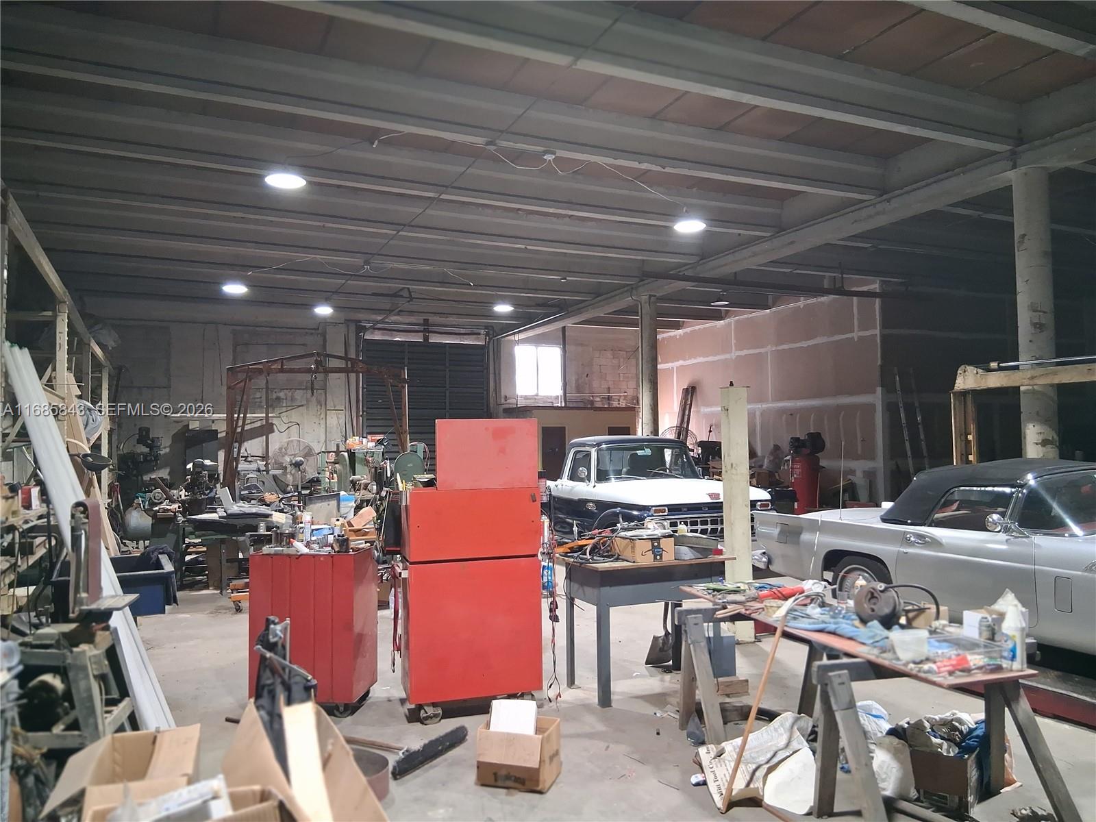 A11685843 Property Photo 6