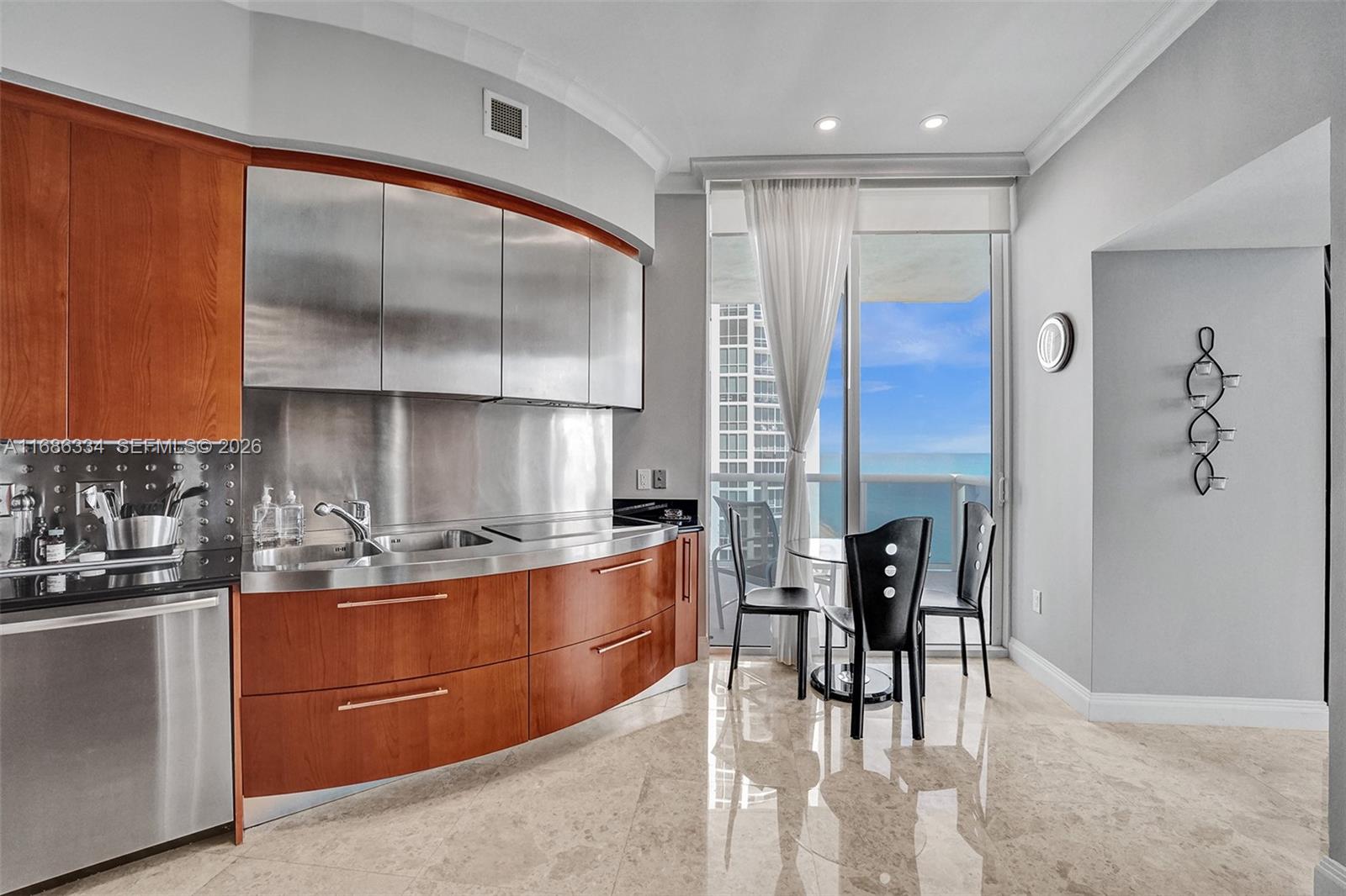18101 Collins Ave 3409 Property Photo 28