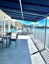 1833 S Ocean Dr Ph1 Property Photo 44