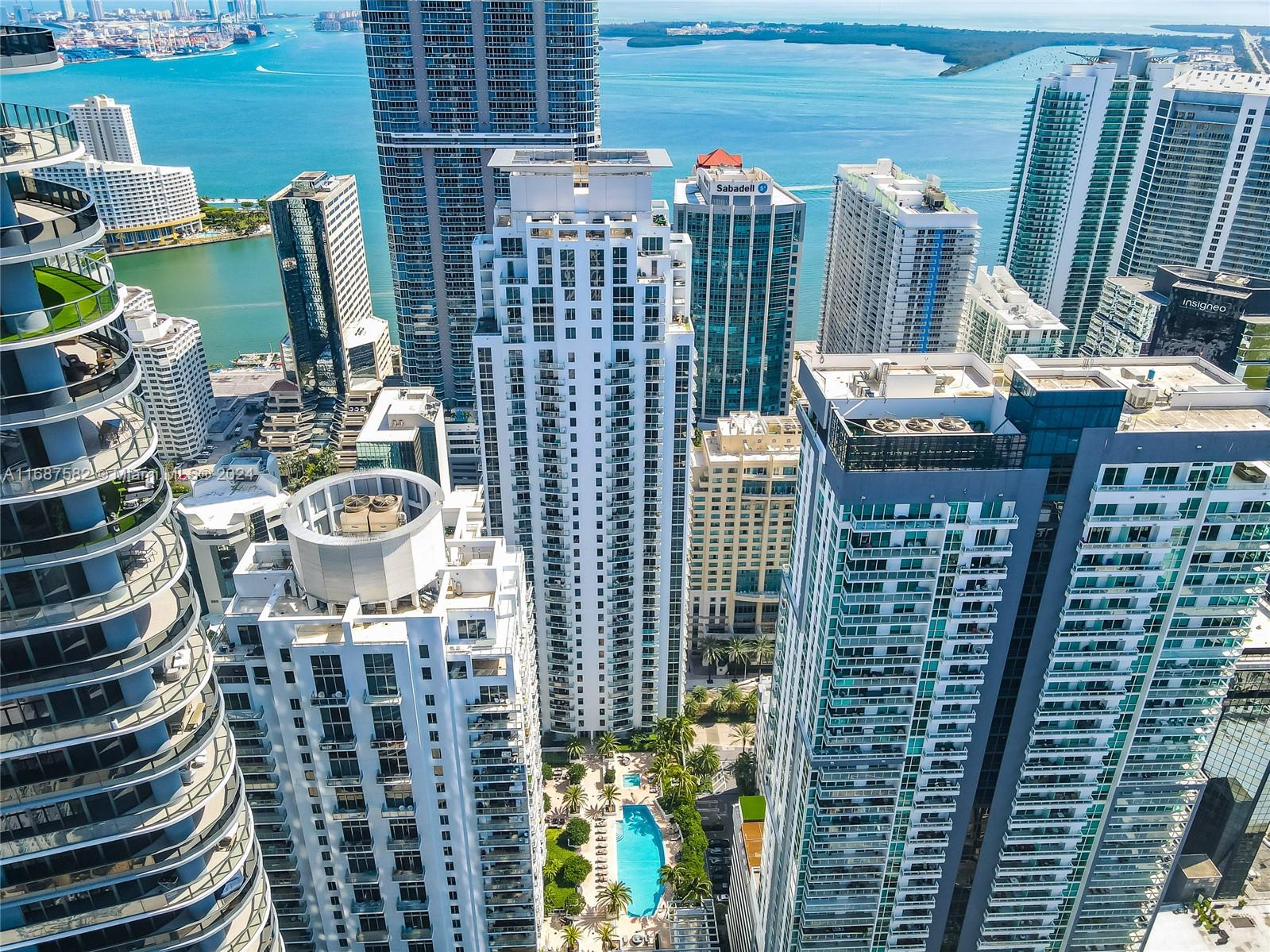 1060 Brickell Ave 409 Property Photo 1