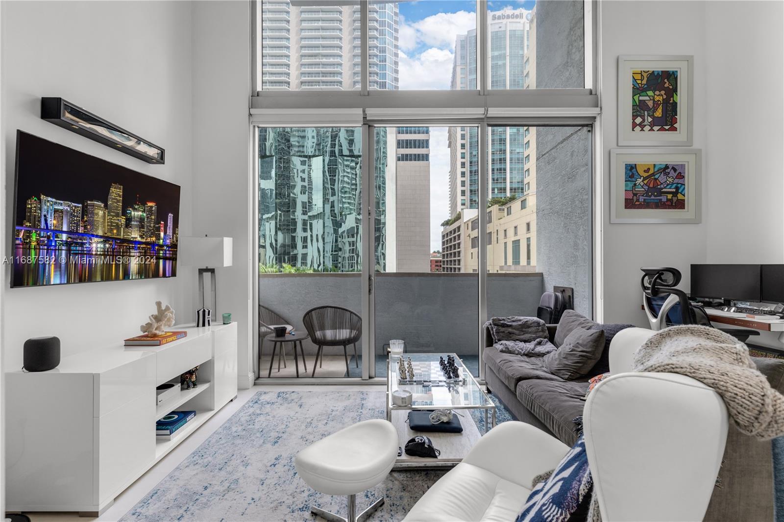 1060 Brickell Ave 409 Property Photo 2