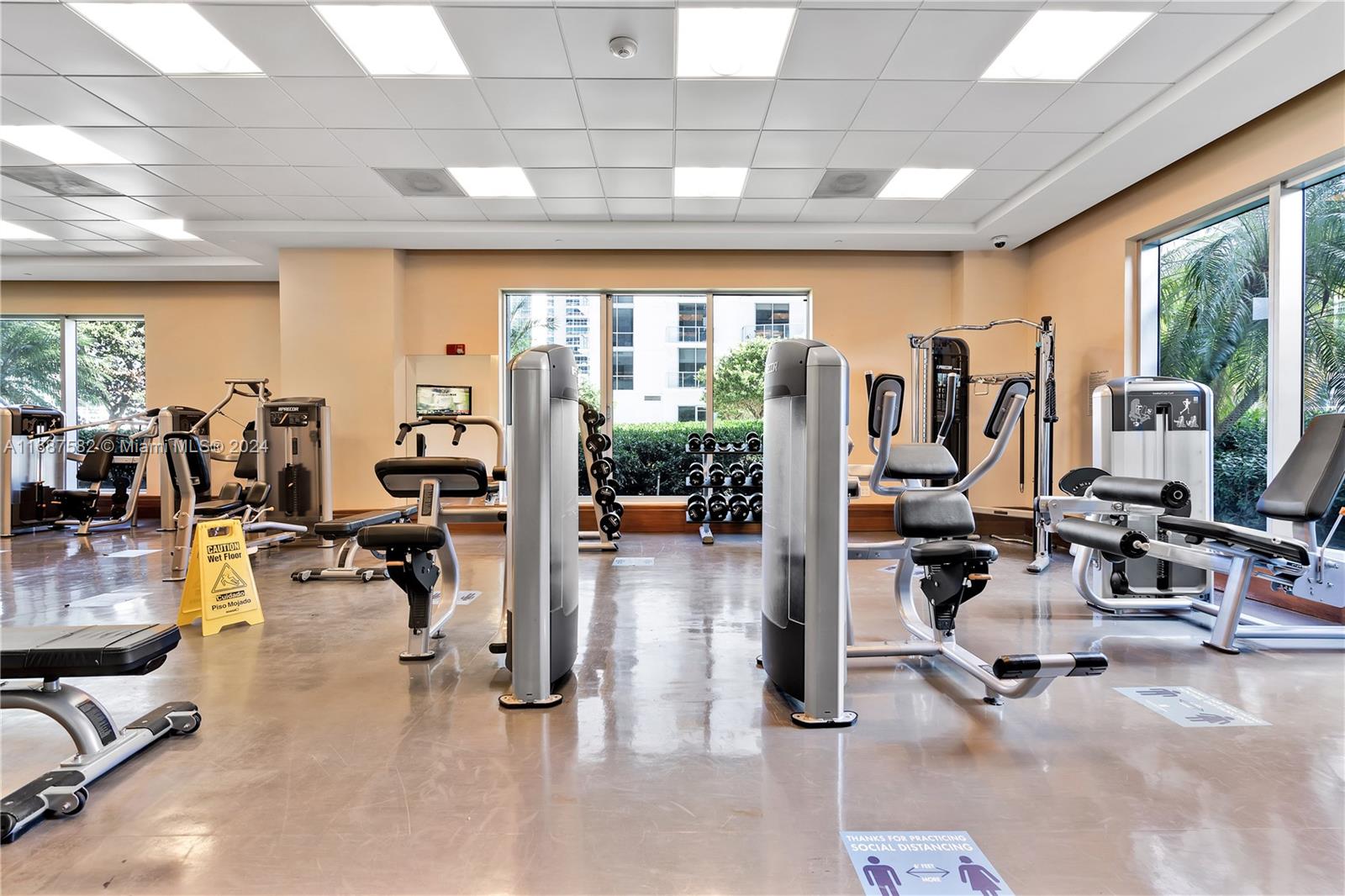 1060 Brickell Ave 409 Property Photo 21