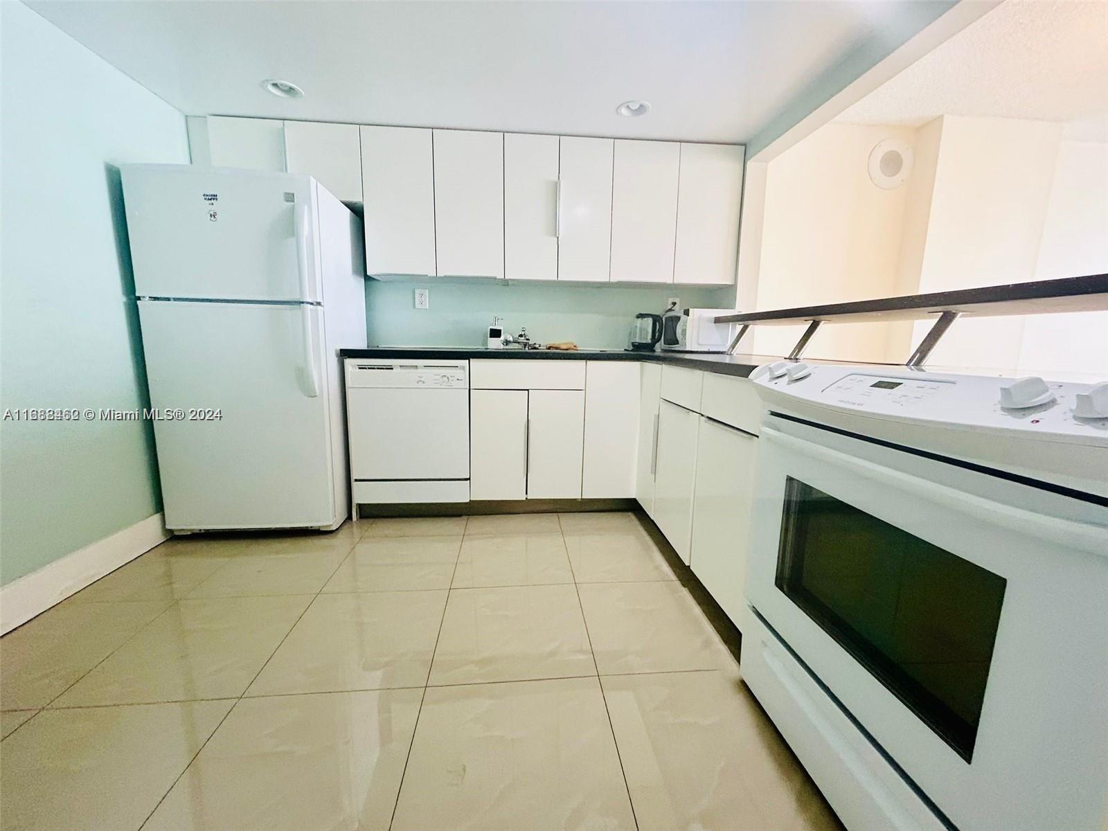 A11688462 Property Photo 9