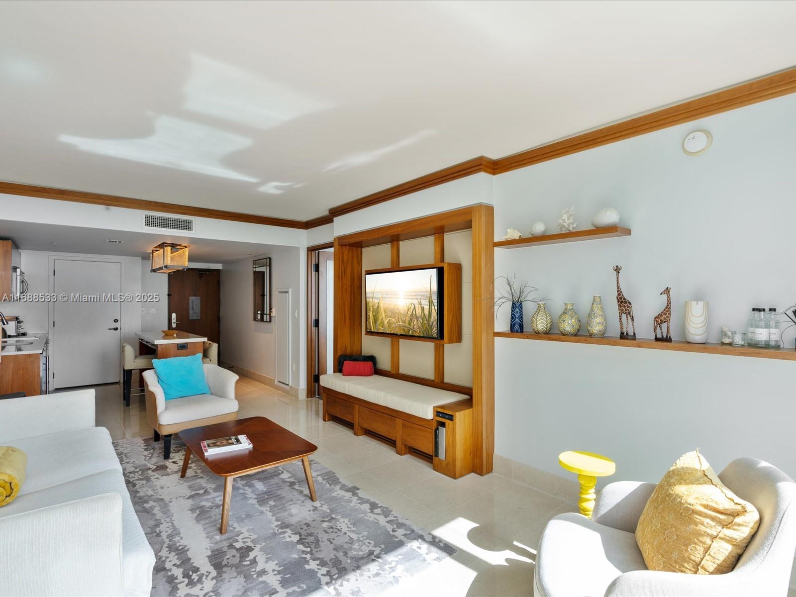 6801 Collins Ave 716 Door (deed 708) Property Photo 13