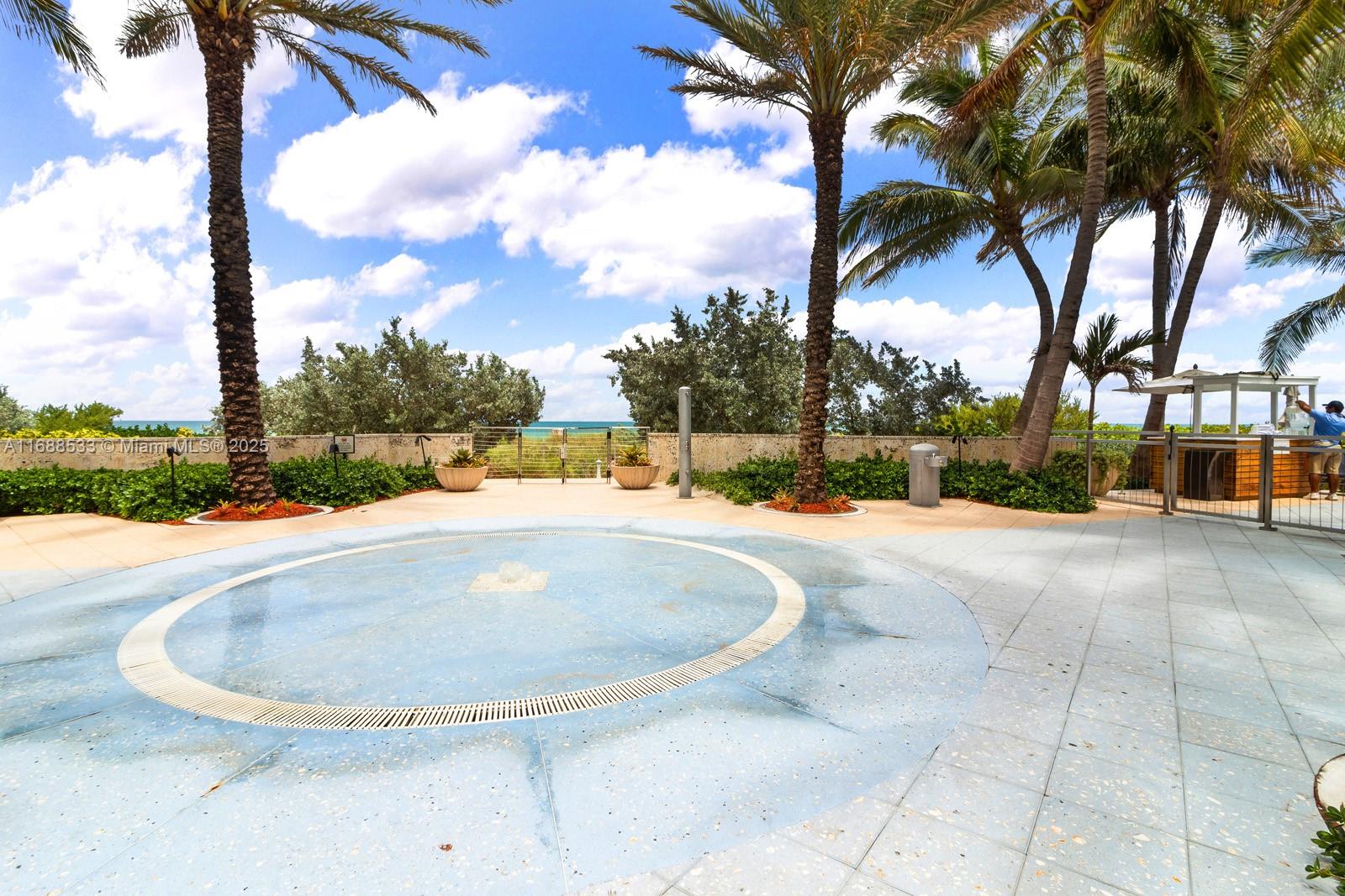 6801 Collins Ave 716 Door (deed 708) Property Photo 29