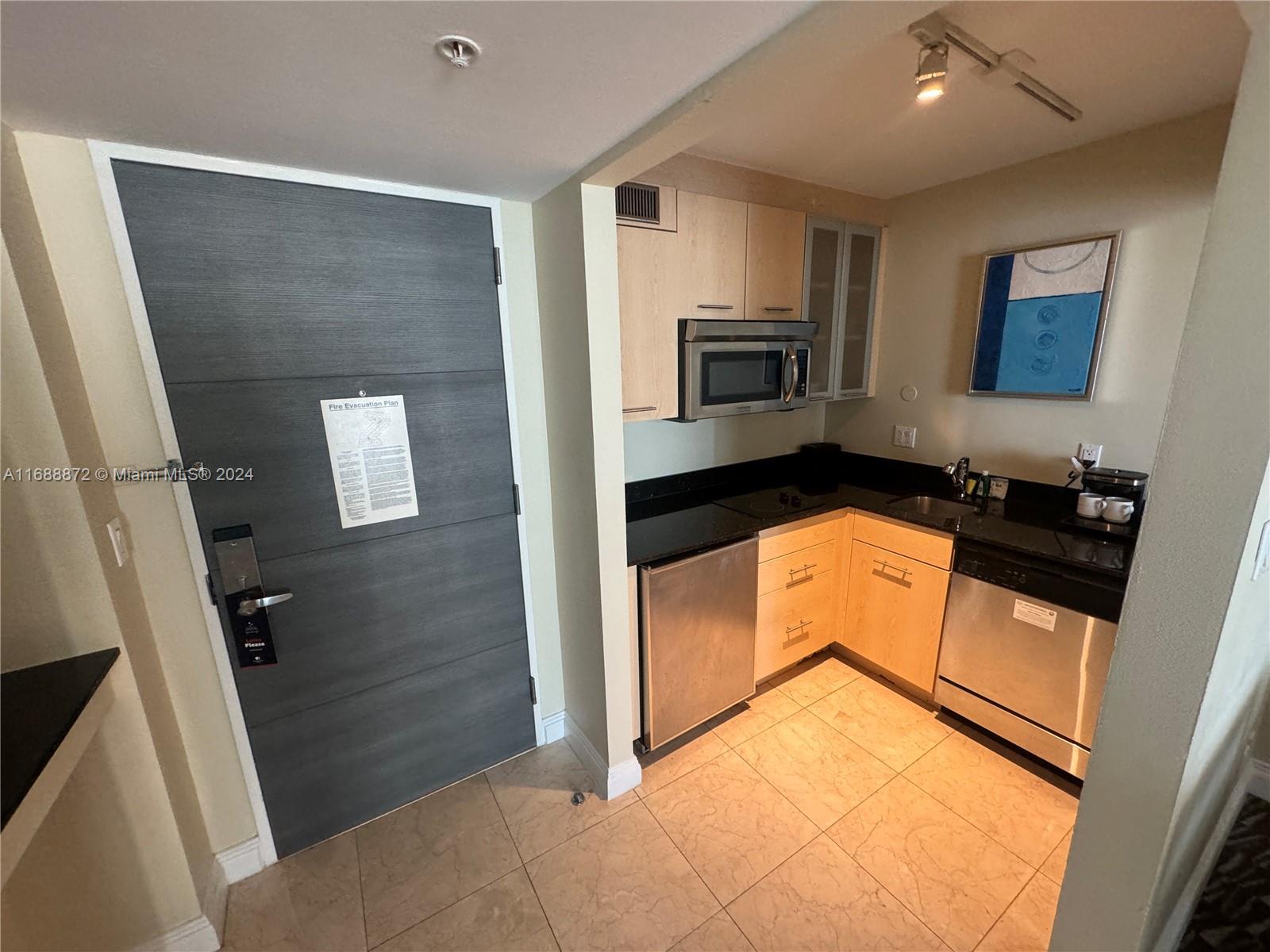 2670 E Sunrise Blvd 1132 Property Photo 7