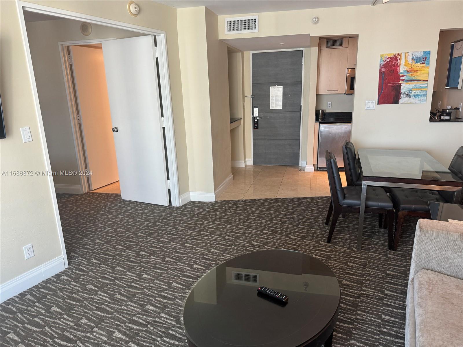 2670 E Sunrise Blvd 1132 Property Photo 12