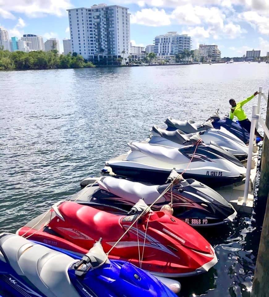 2670 E Sunrise Blvd 1132 Property Photo 21