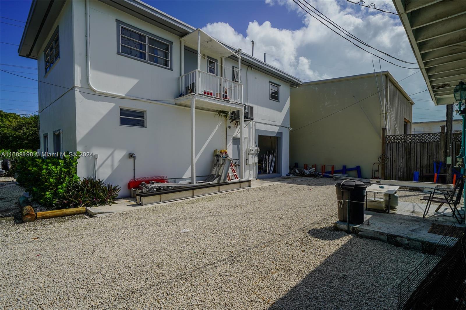 131 Ellis Property Photo 13