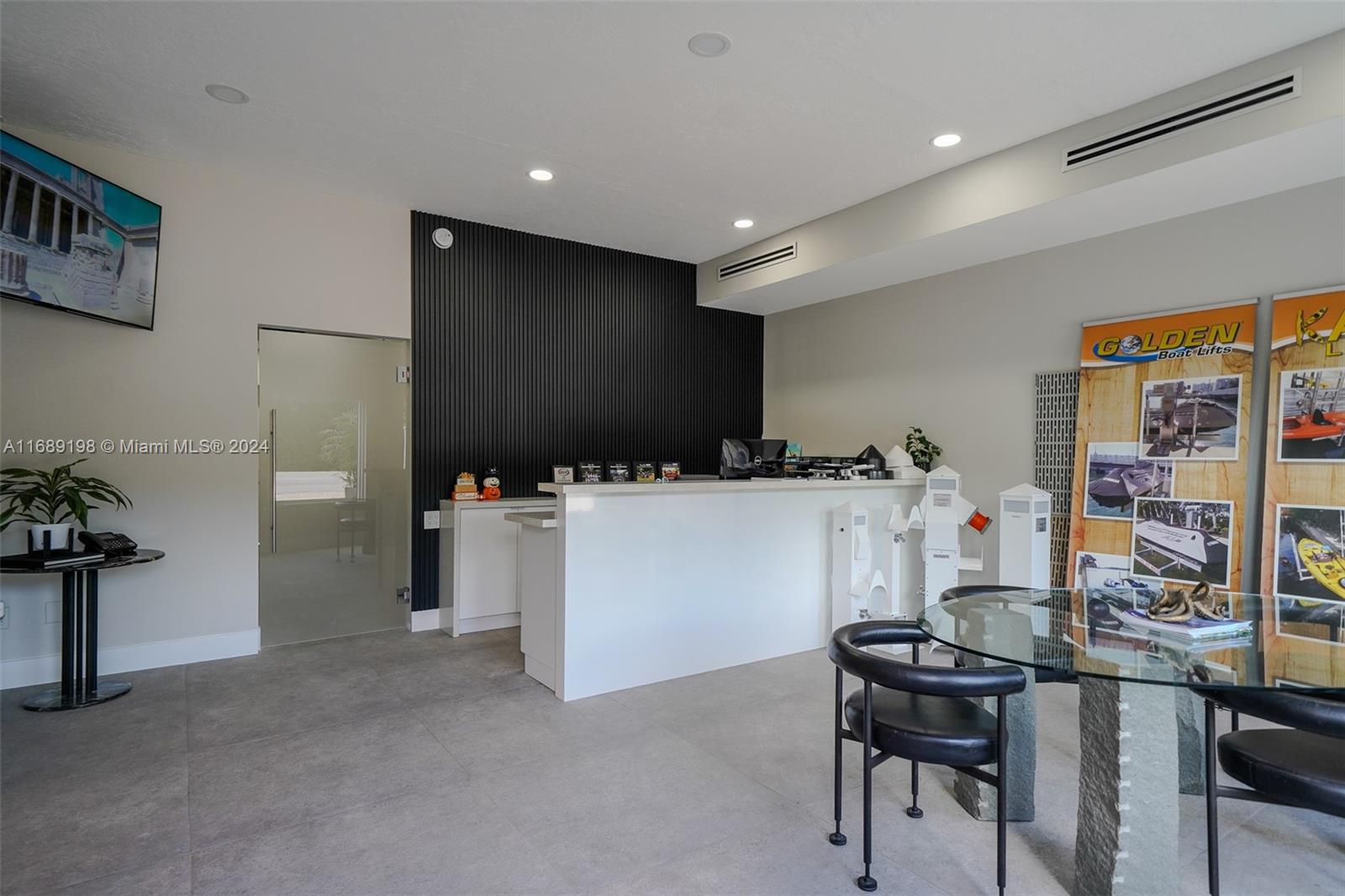 131 Ellis Property Photo 27