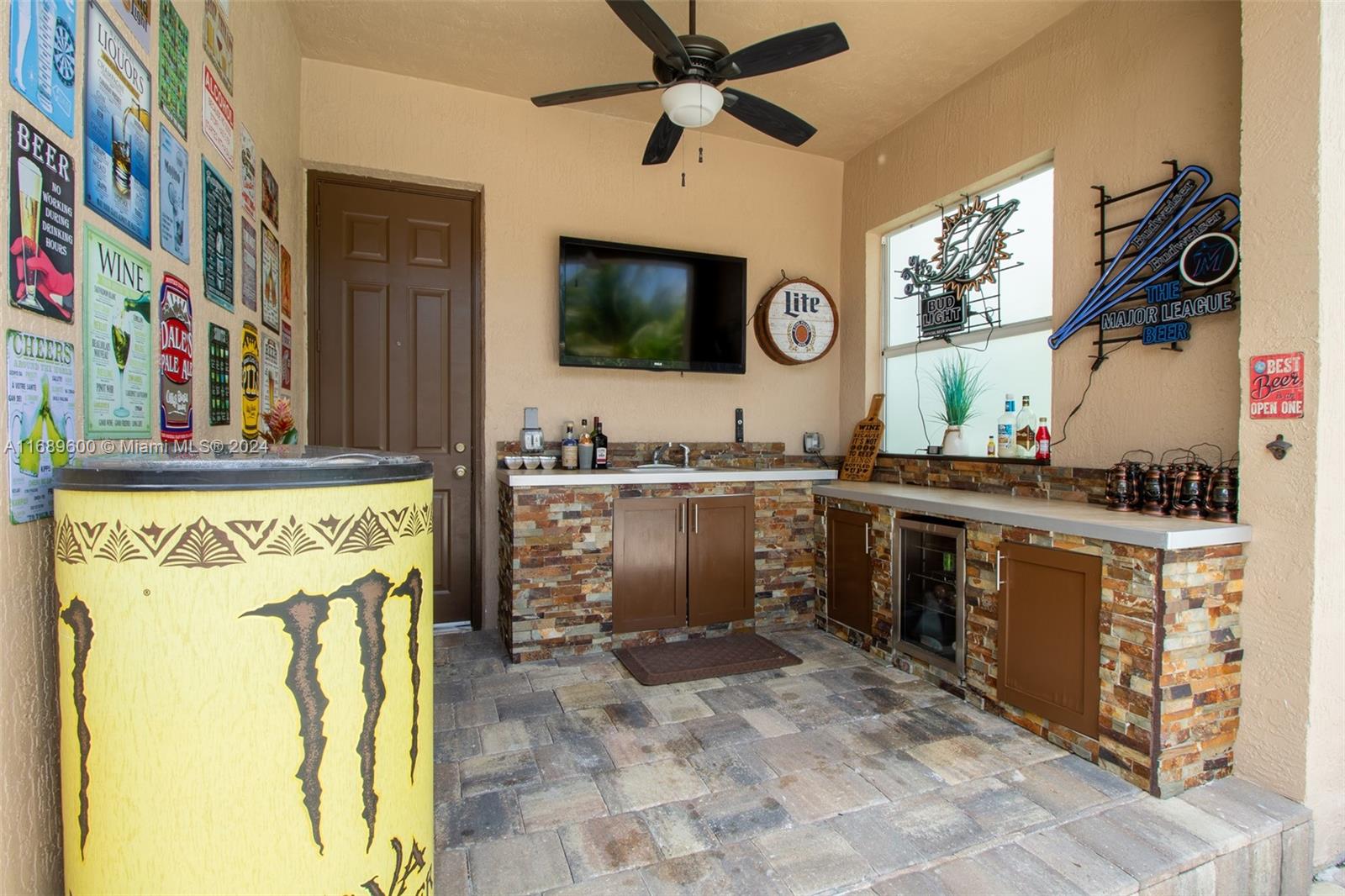 2910 Fairways Dr Property Photo 30