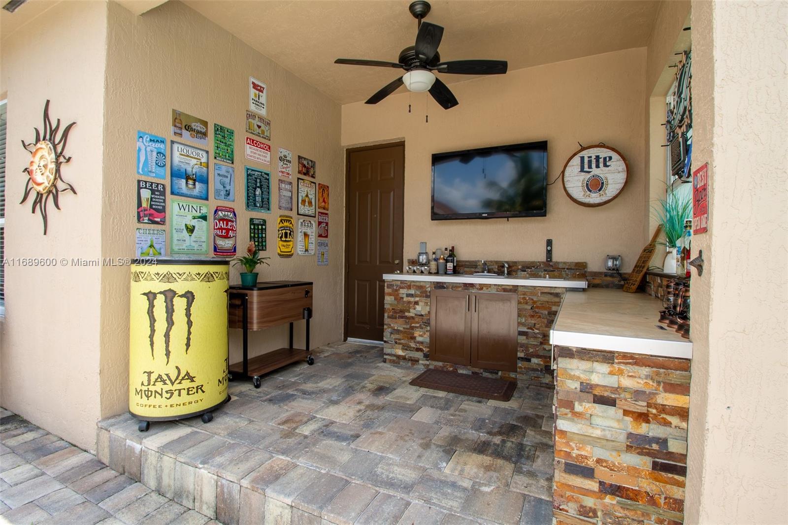 2910 Fairways Dr Property Photo 31