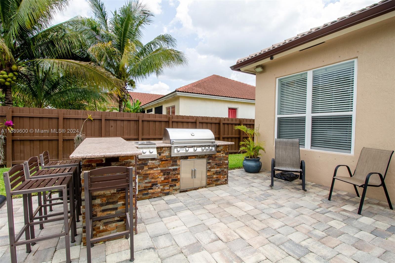 2910 Fairways Dr Property Photo 36