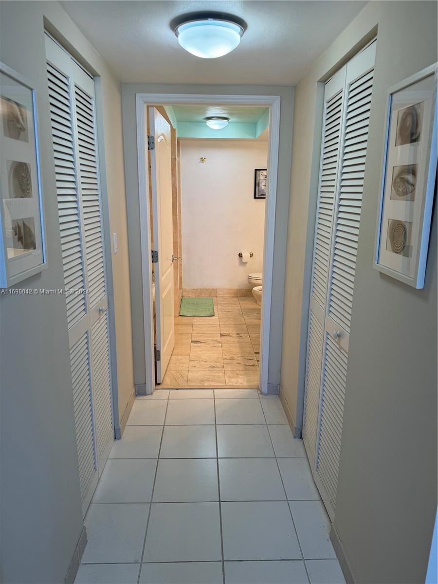 A11690042 Property Photo 30