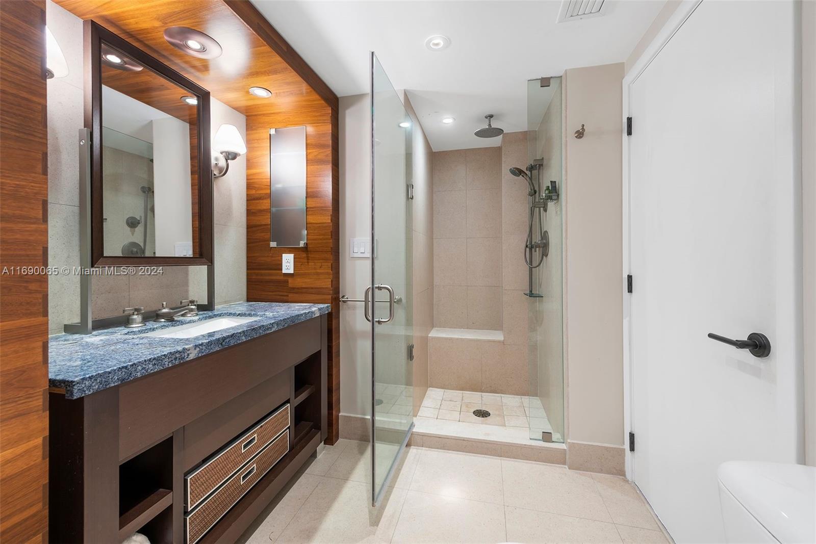 6801 Collins Ave 1203 Property Photo 45