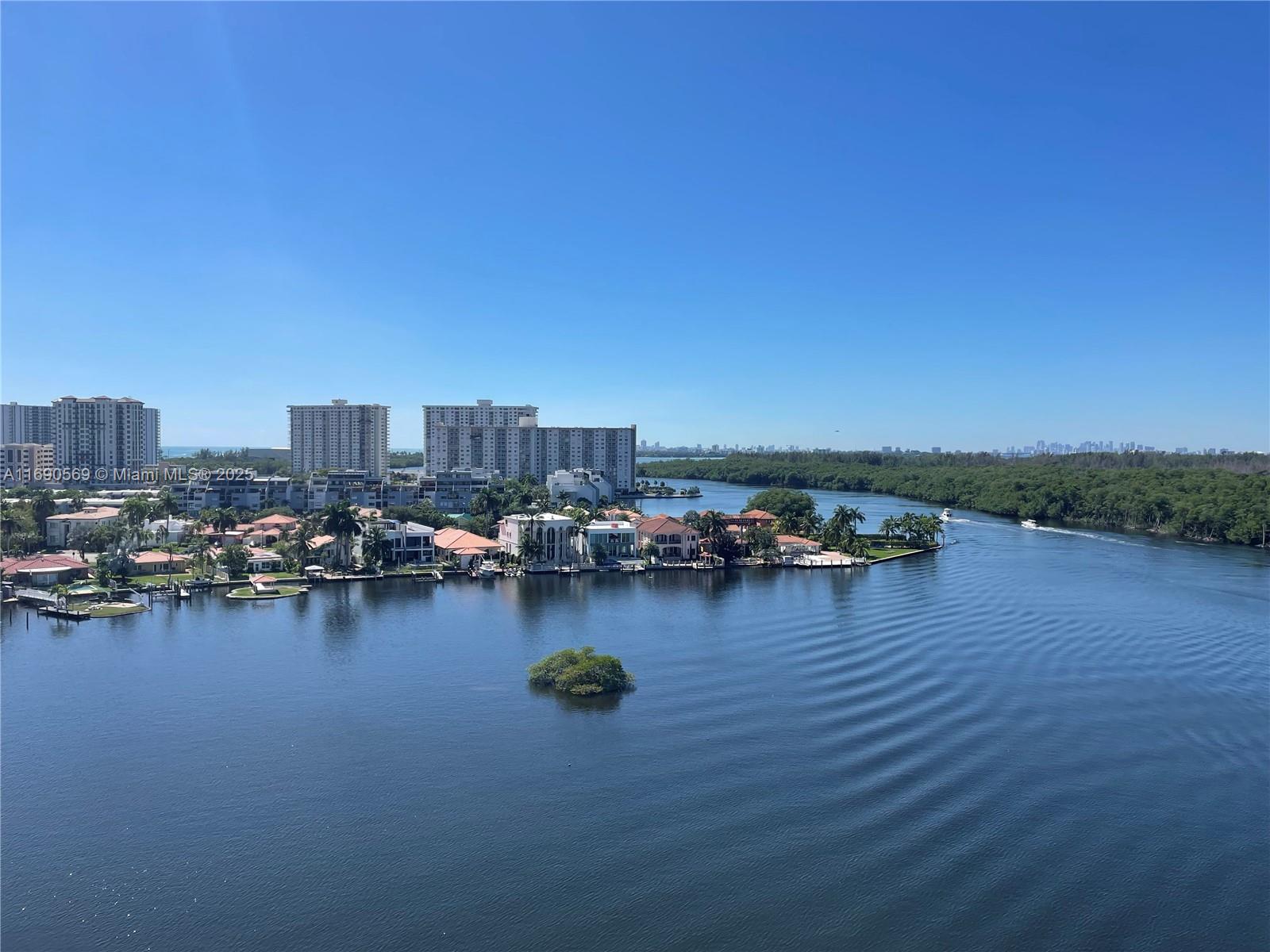 400 Sunny Isles Blvd 1002 Picture