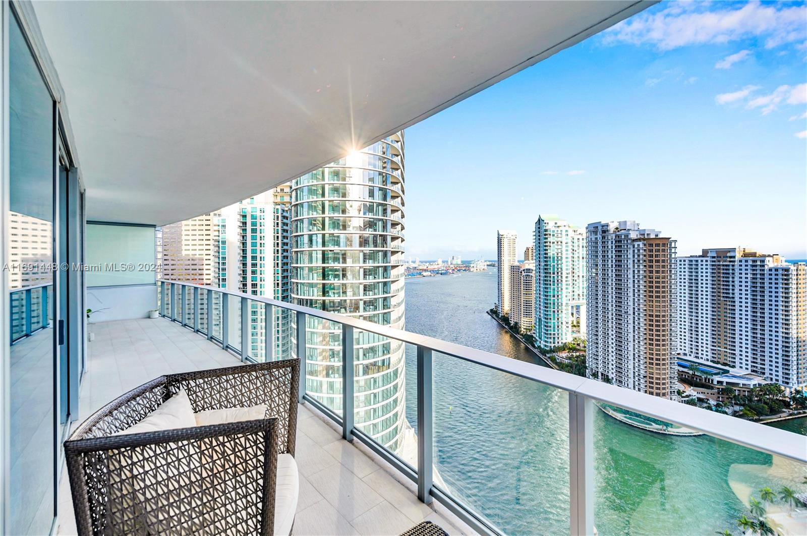 200 Biscayne Boulevard Way 3307 Property Photo 1